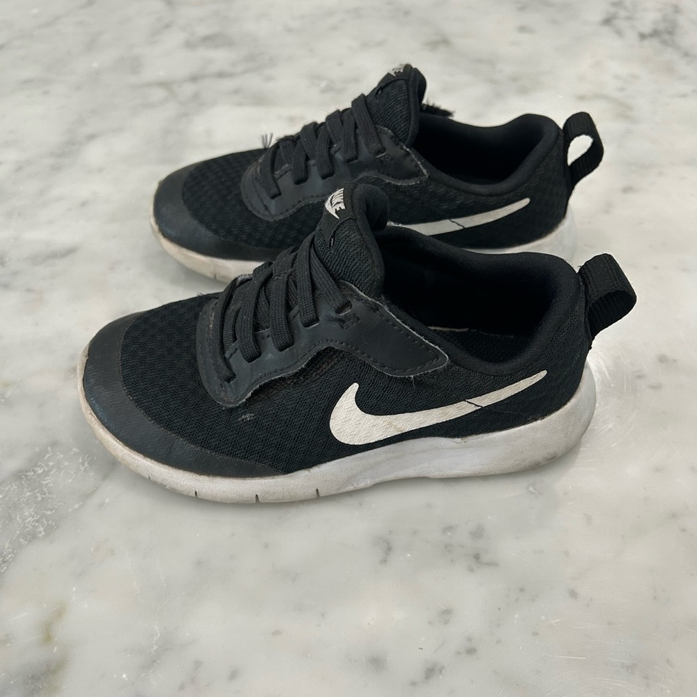 Nike Kids Black and White Sneakers